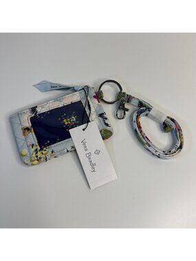 Vera Bradley Zip ID Lanyard Sea Air Floral (retiring soon) New with Tag